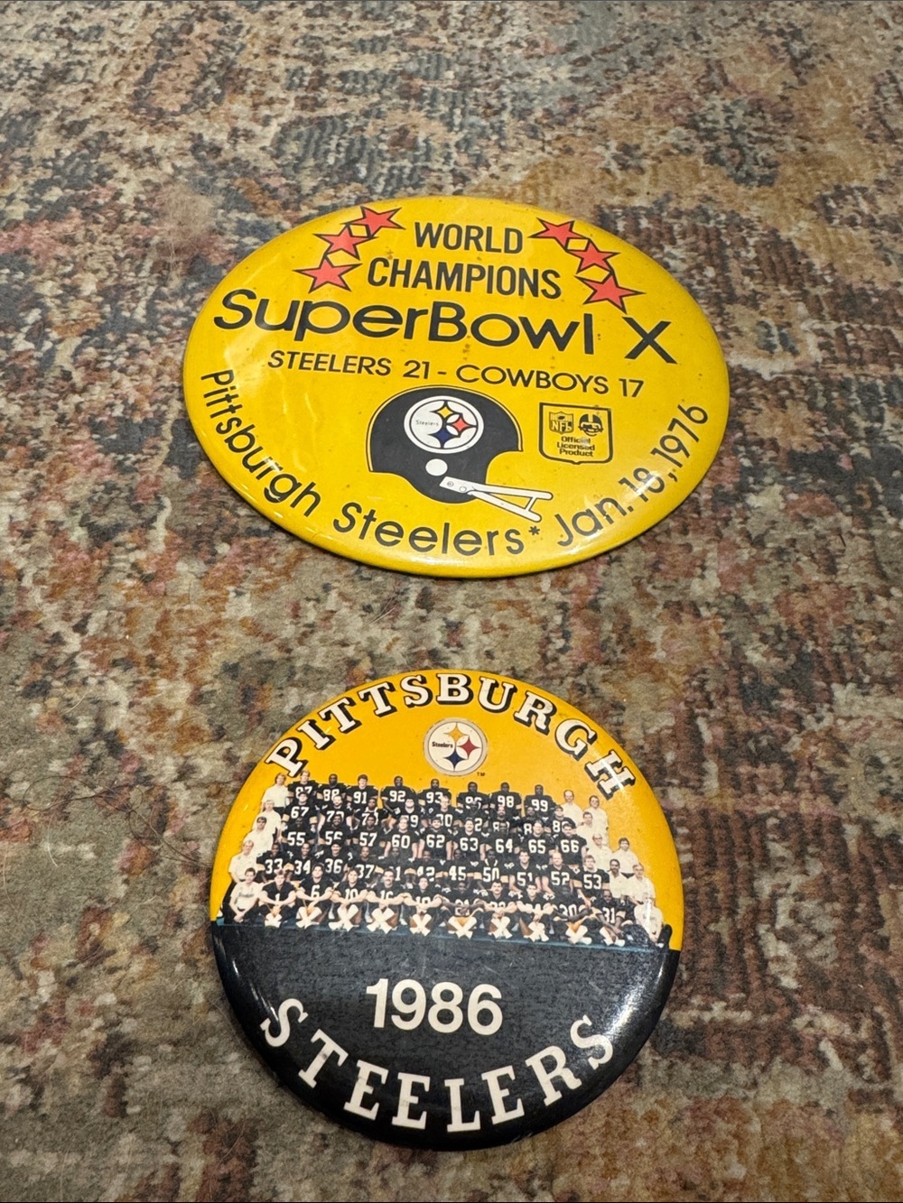 Vintage 1970s / 1980s Pittsburg Steelers Pins